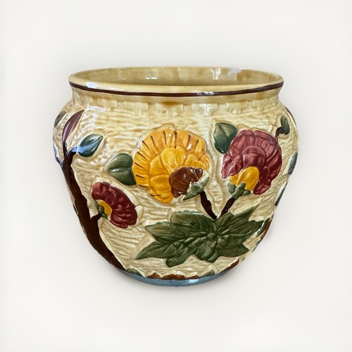 Wood staffordshire indian - h, j