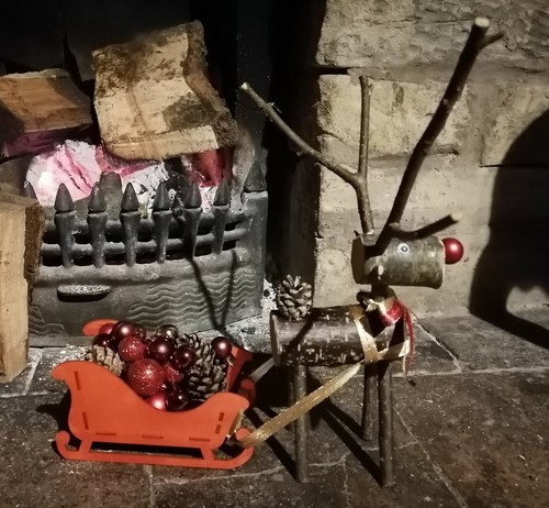 Wooden log reindeer - log, with