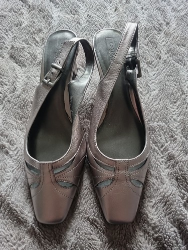 Silver small heel strap - small,