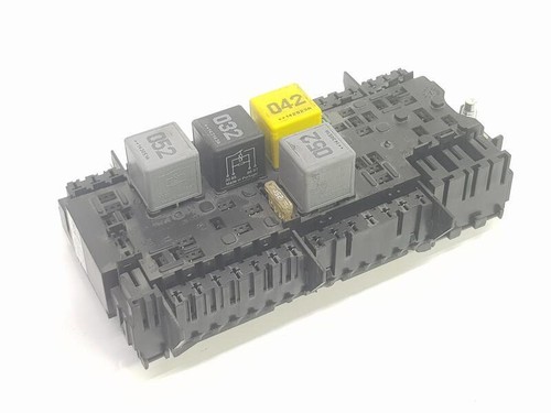 A2469067100 fuse relay box