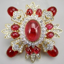 GORGEOUS KENNETH JAY LANE