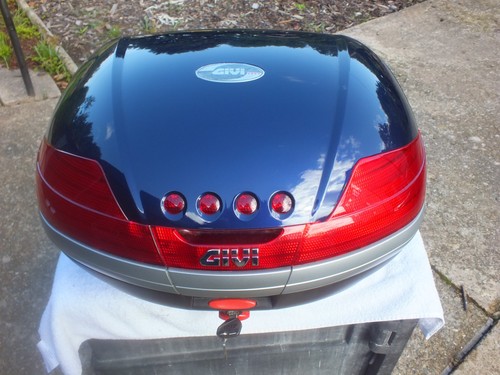Givi v46 top box - v46,