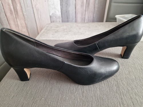 Gorgeous black court style - gorgeous,