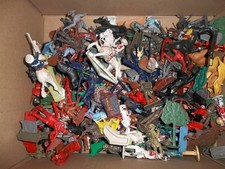 JOBLOT 1960'S  AND 1970'S  PLAYWORN PLASTIC SOLDIERS