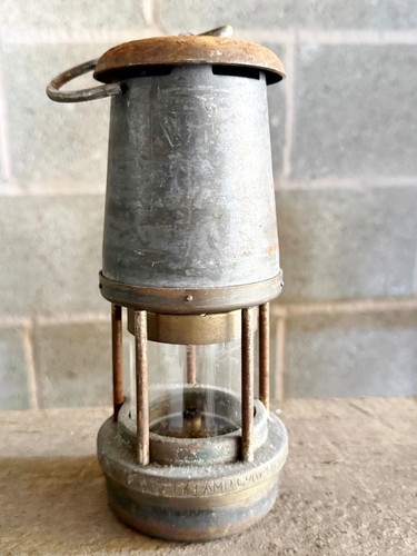 Vintage wolf safety - vintage, co