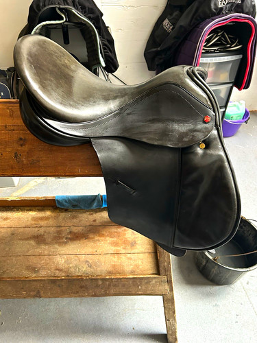 Black leather albion saddle - leather,