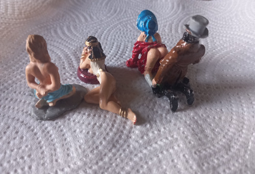 Vintage lead figures rare - lead,