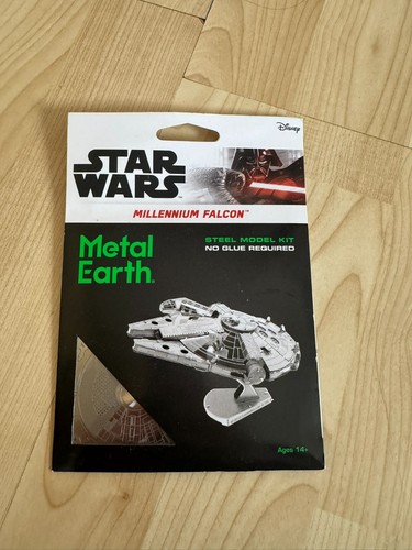 Star wars millennium falcon - wars,