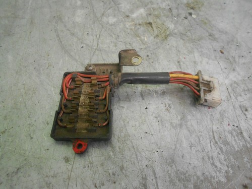 Yamaha 250e fuse box - ,