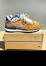 V RARE NIKE INTERNATIONALIST UK 9 VORTEX WAFFLE OMEGA FLAME PEGASUS 83 OG CORTEZ