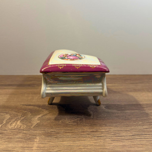 Limoges trinket box fragonard - limoges,