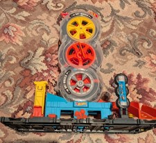 Hot Wheels City Super Twist