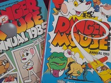 Retro Vintage 1983 & 1985 Danger Mouse Annuals Hardbacks Based On The TV Series.