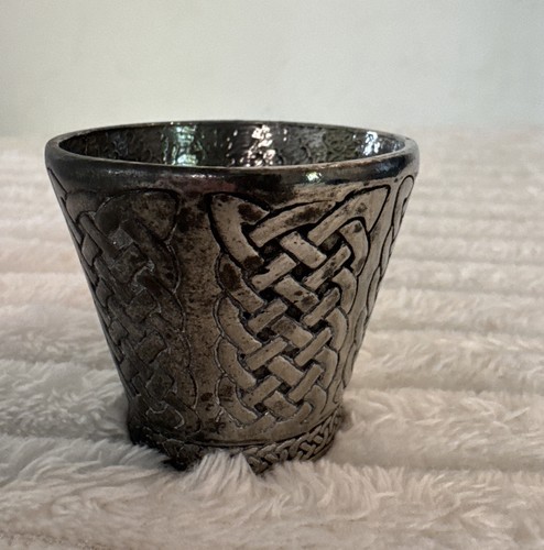 Pewter celtic knot shot - pewter,