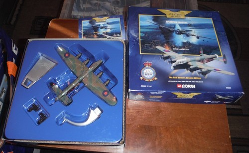 Corgi 47304 avro lancaster - 47304,