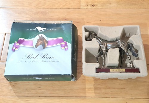 Red rum horse figurine - figurine,