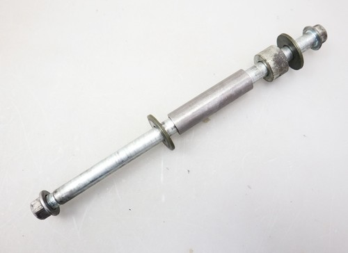 Axle rear wheel thru - ,