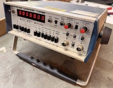 RACAL- DANA 9903 Universal
