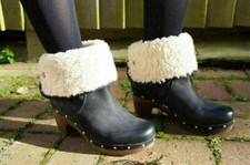 UGG® AUSTRALIA LYNNEA BLACK