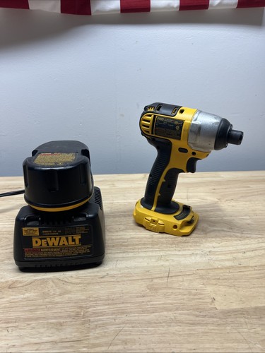 Dewalt 18v impact driver dc825 - dewalt,