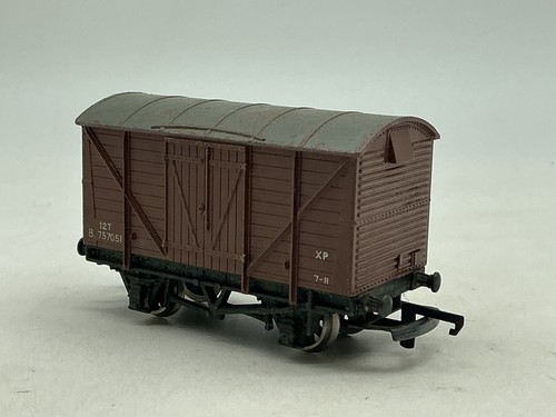 B6085 wrenn brown goods van - goods,
