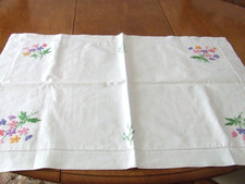 Vintage White Cotton Hand