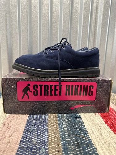 Vintage gear street hiking - la,