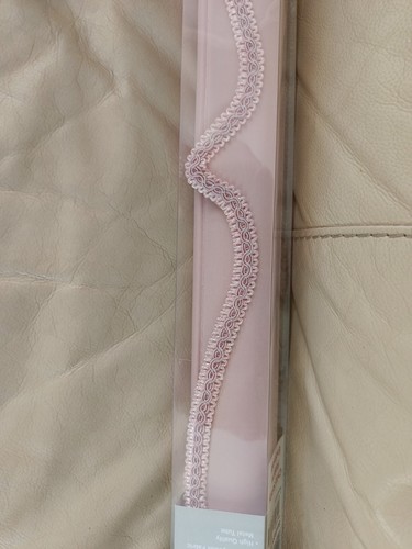 Scalloped roller blind - roller, ready