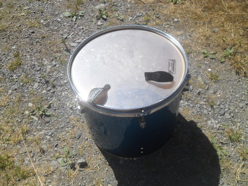 Tom drum by 31 cms - drum.,