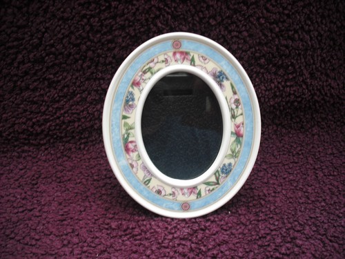 Wedgwood sarah pattern bone - pattern,
