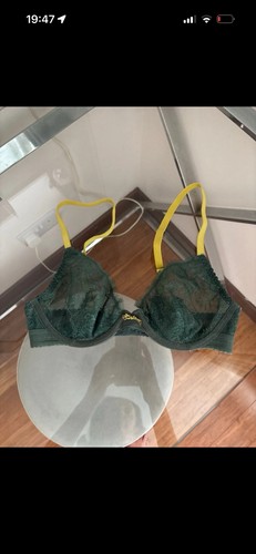 Bra 32c marks and - bra.,