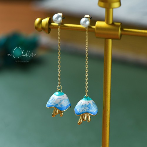 Hand painted enamel jellyfish - hand,