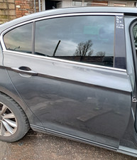 VW PASSAT OSR DRIVER SIDE REAR