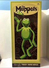 Master Replicas Kermit The
