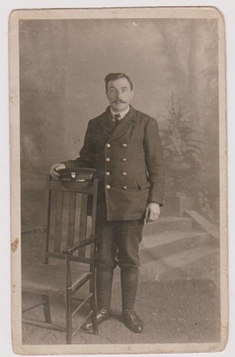Ww1 ambulance worker named - worker,