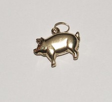 9ct Yellow Gold Pig Charm