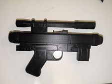 SE-14r Blaster Pistol: Star