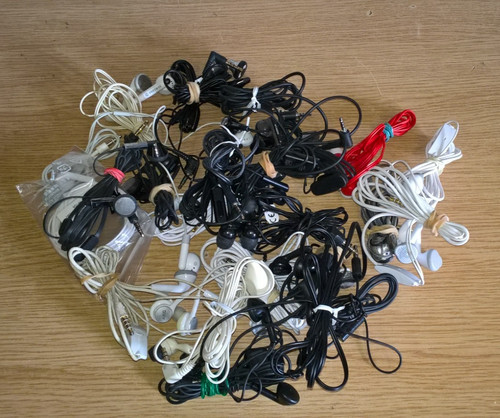 Mixed job lot - lot, wired