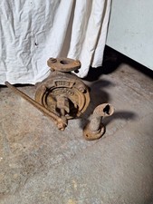 Vintage Cast Iron Hand Water Pump Runwell No2.