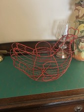VINTAGE RED WIRE CHICKEN HEN