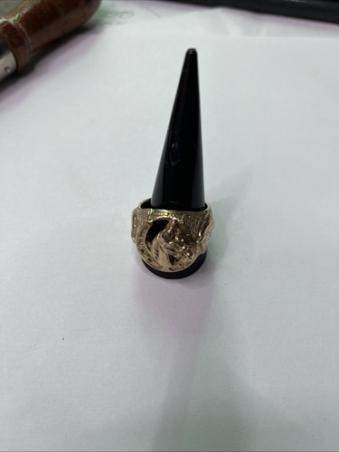 9ct 69g heavy horse - heavy, head