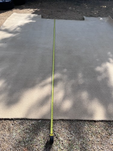 Carpet remnant 32m 26m - x, 3.26m