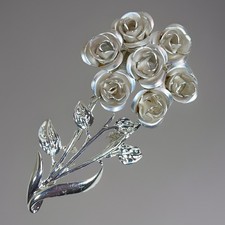 Sculptured Rose Bouquet Brooch