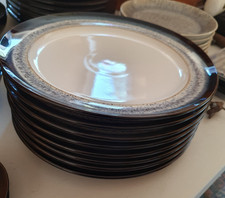 8 Denby Halo Large  / Dinner