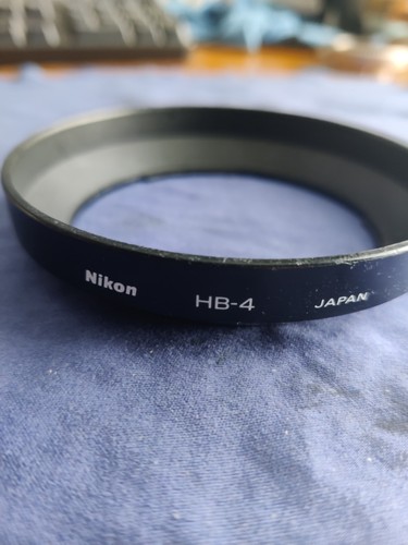 Nikon original lens hood - hb-4,