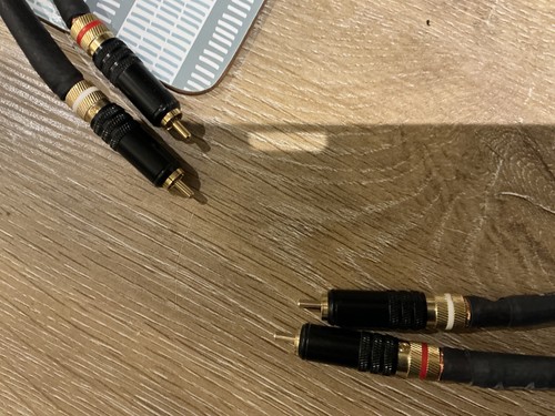 Audio interconnect cables - af,