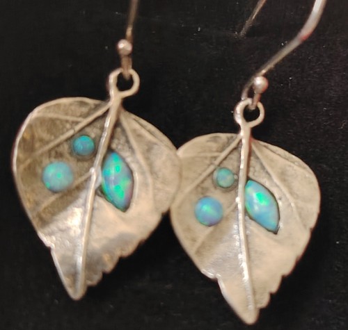 Beautiful heart shaped - heart, leaf