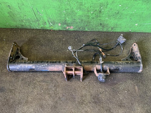 Heavy duty fixed flange - fixed, rear