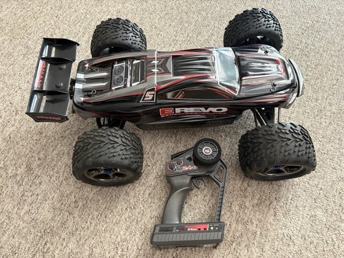 Traxxas revo brushless - e,