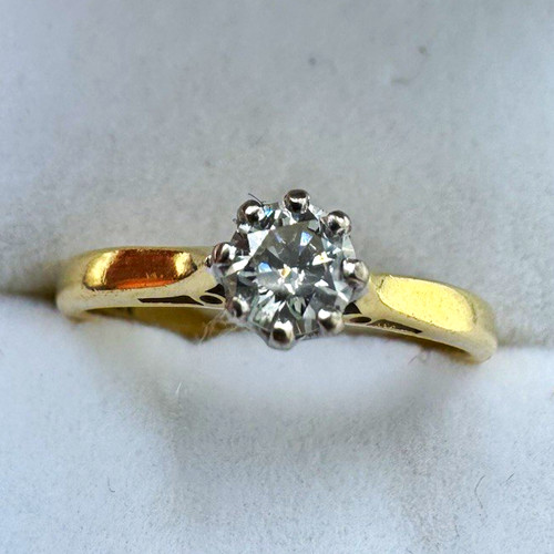 18ct gold 45ct - 18ct, diamond